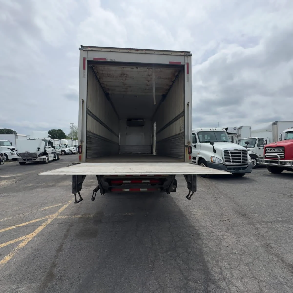 2019 Freightliner M2 106 in Syracuse, NY — photo 16