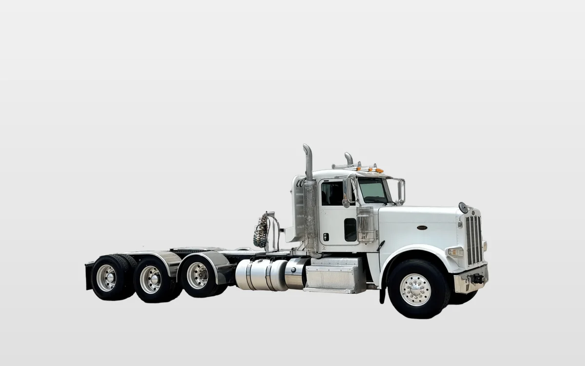 2012 Peterbilt - image 1