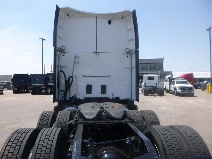 2021 Peterbilt 579 in Greeley, CO — photo 6