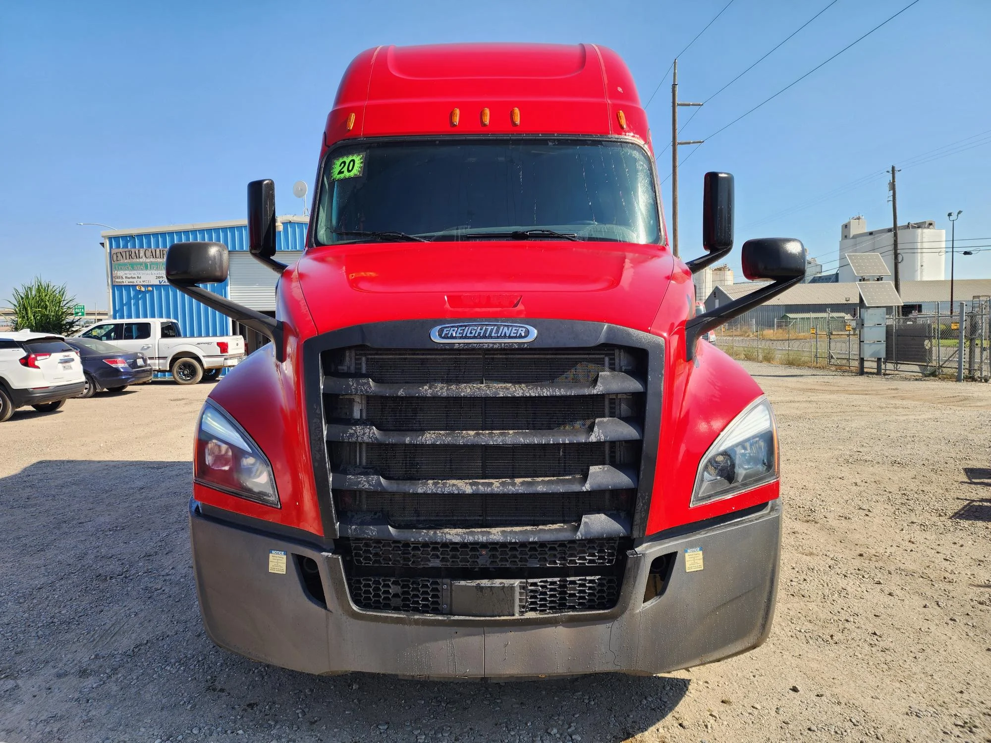 2020 Freightliner Cascadia in French Camp, CA — photo 2