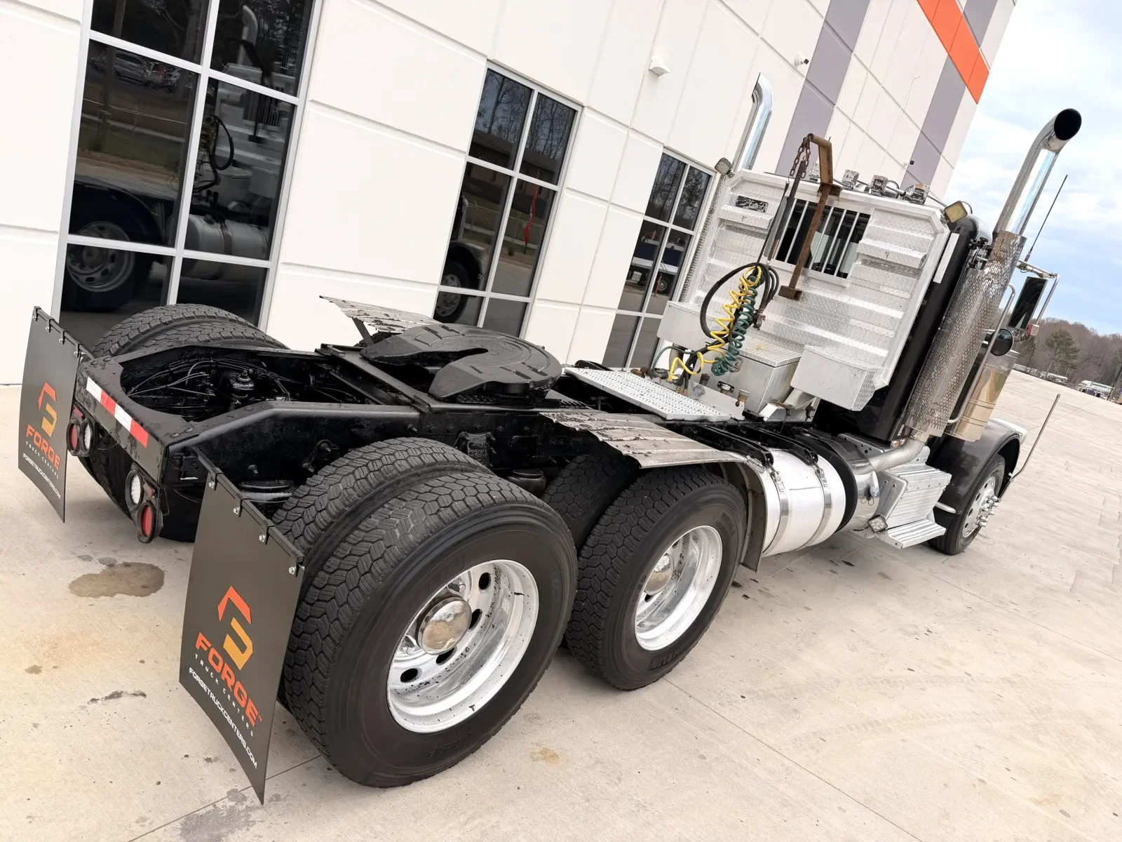 2012 Peterbilt 389 in Greer, SC — photo 11
