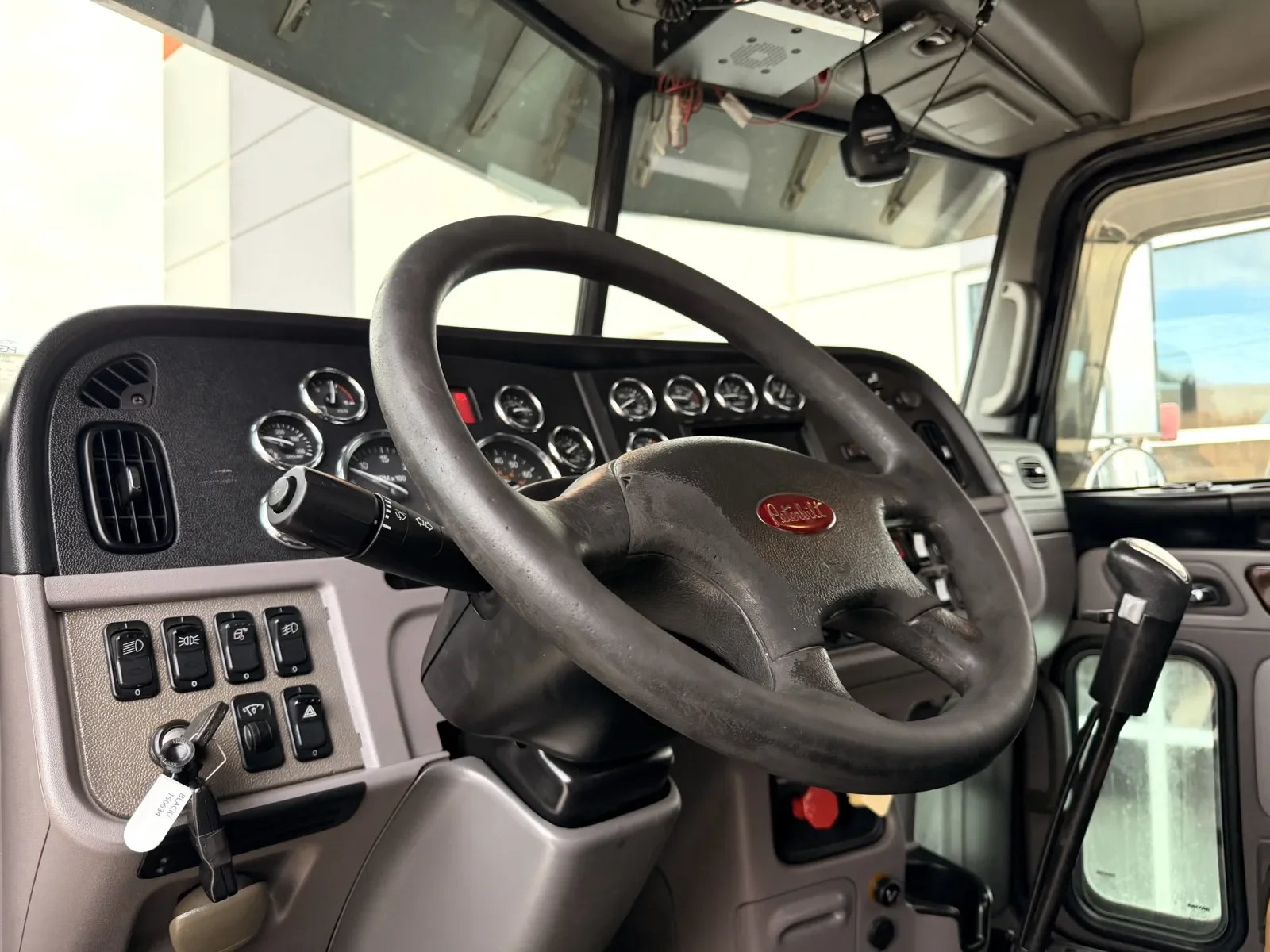 2012 Peterbilt 389 in Greer, SC — photo 15