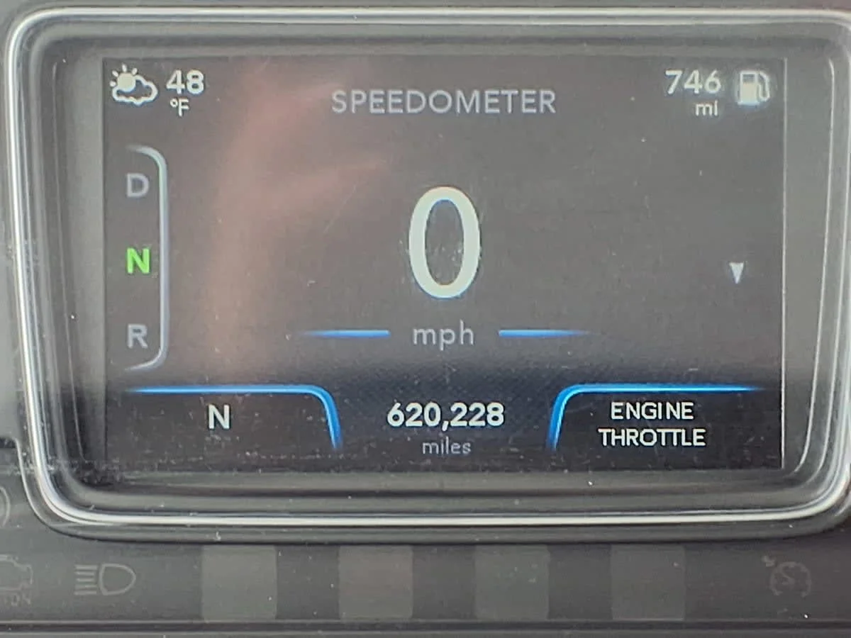 2022 International LT in Minneapolis, MN — photo 11