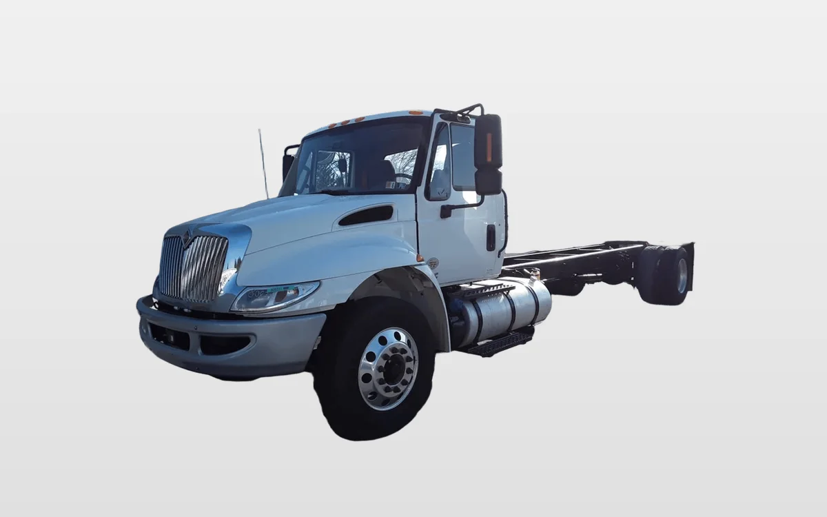 2019 International 4300 - image 1