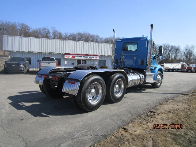 2019 Peterbilt 567 - image 5