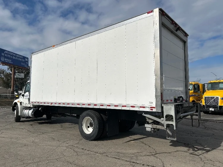 2020 International MV in Fresno, CA — photo 6