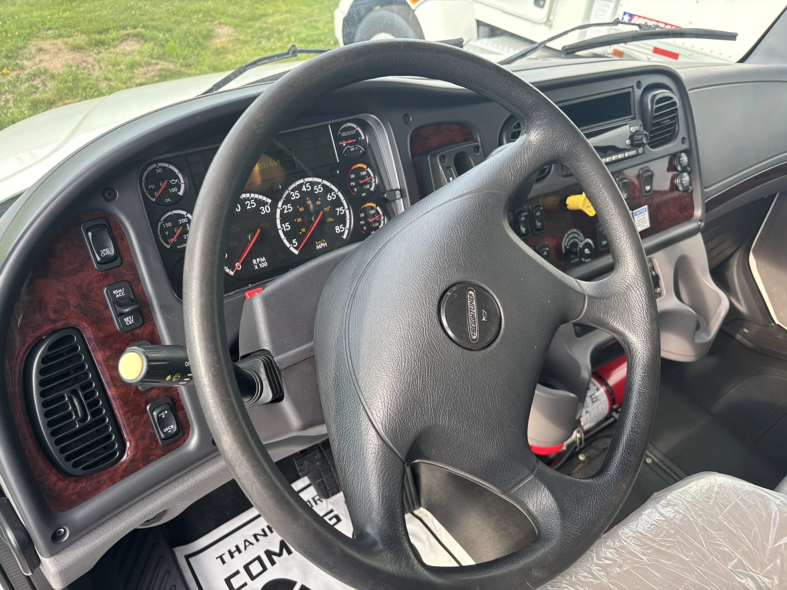 2022 Freightliner eM2 in Cedar Rapids, IA — photo 4