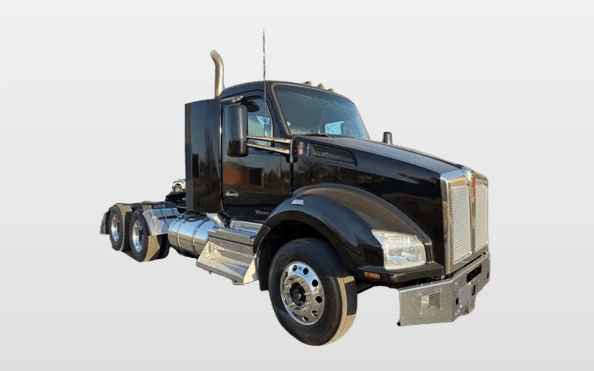 2020 Kenworth T880 - image 1