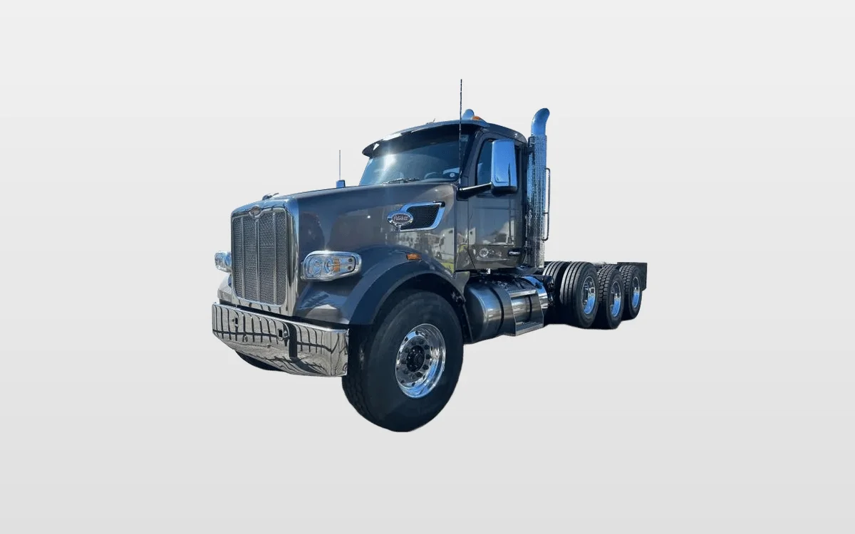 2026 Peterbilt 567 - image 1