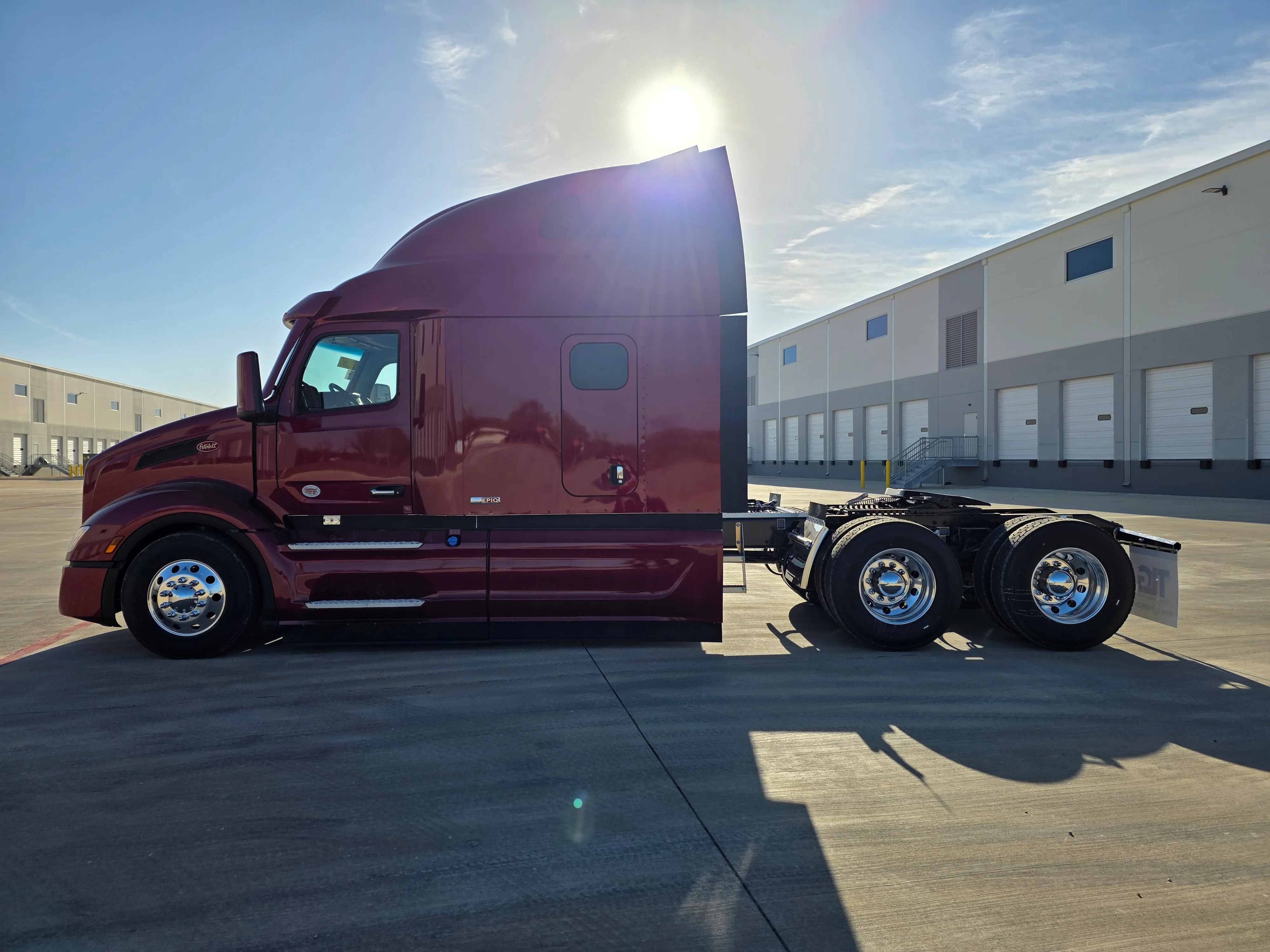 2027 Peterbilt 579 in O'fallon, MO — photo 2