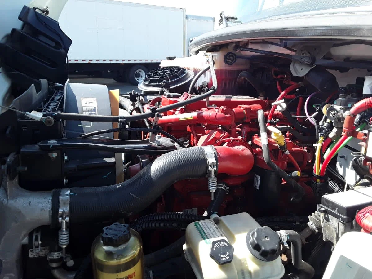 2017 Freightliner M2 106 - image 5