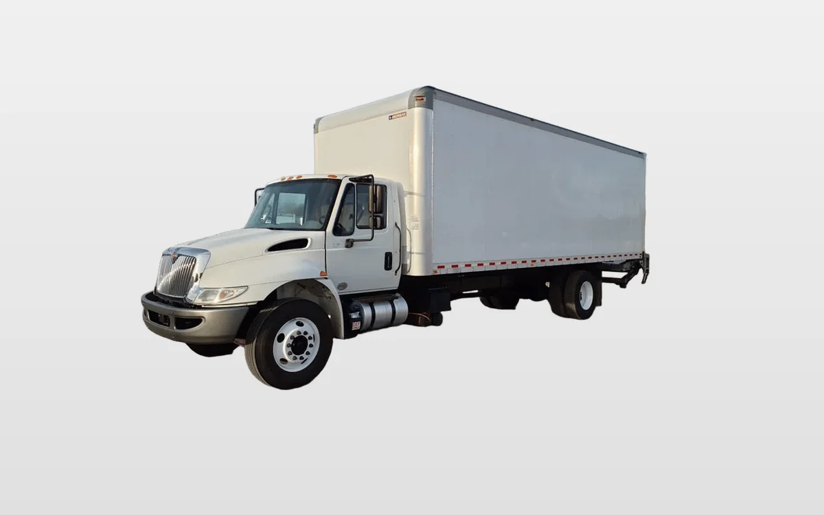 2018 International 4300 - image 1