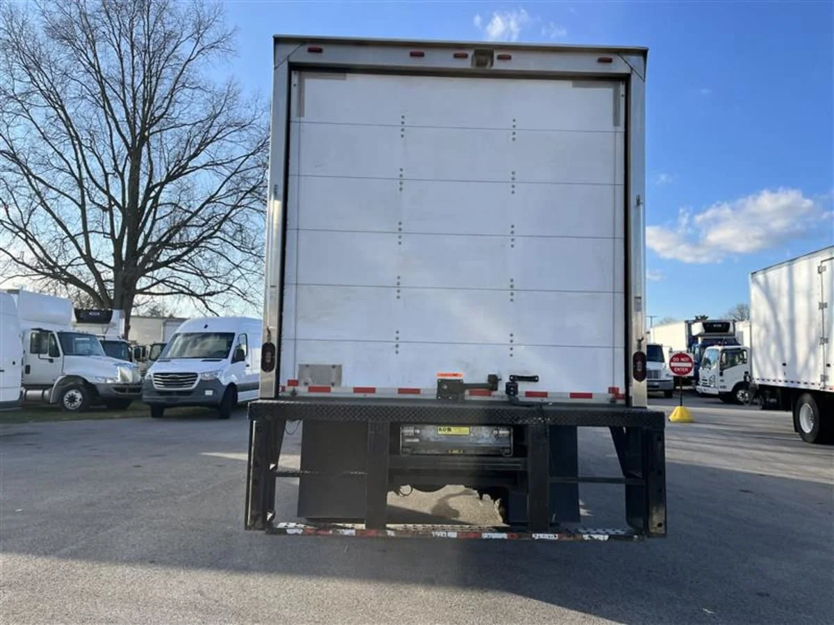 2020 Freightliner M2 106 in Beltsville, MD — photo 5