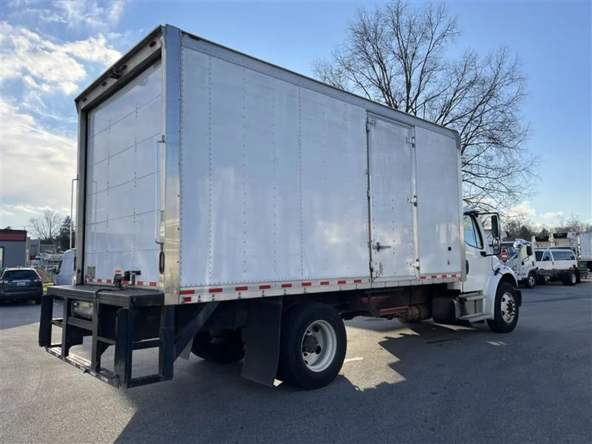 2020 Freightliner M2 106 in Beltsville, MD — photo 4