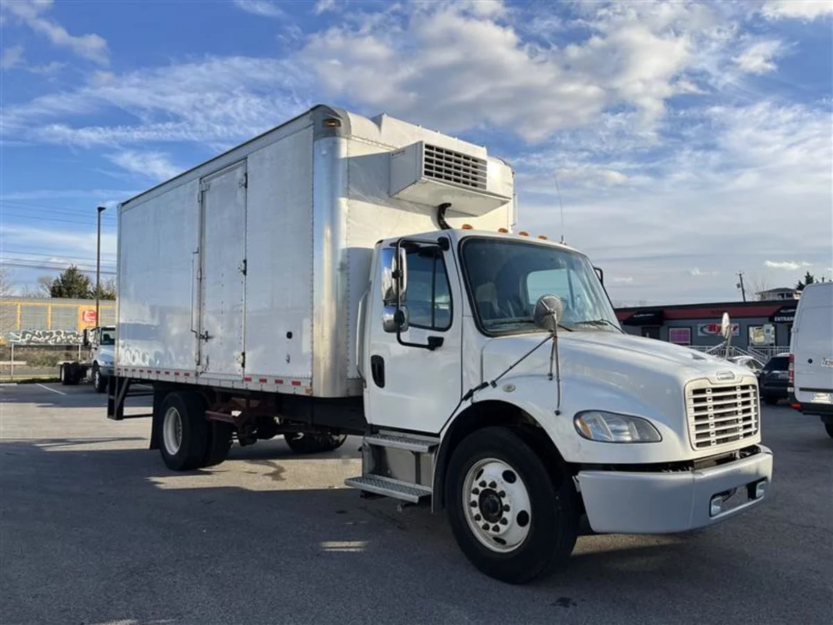 2020 Freightliner M2 106 in Beltsville, MD — photo 3