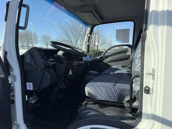 2026 Isuzu NPR - image 12