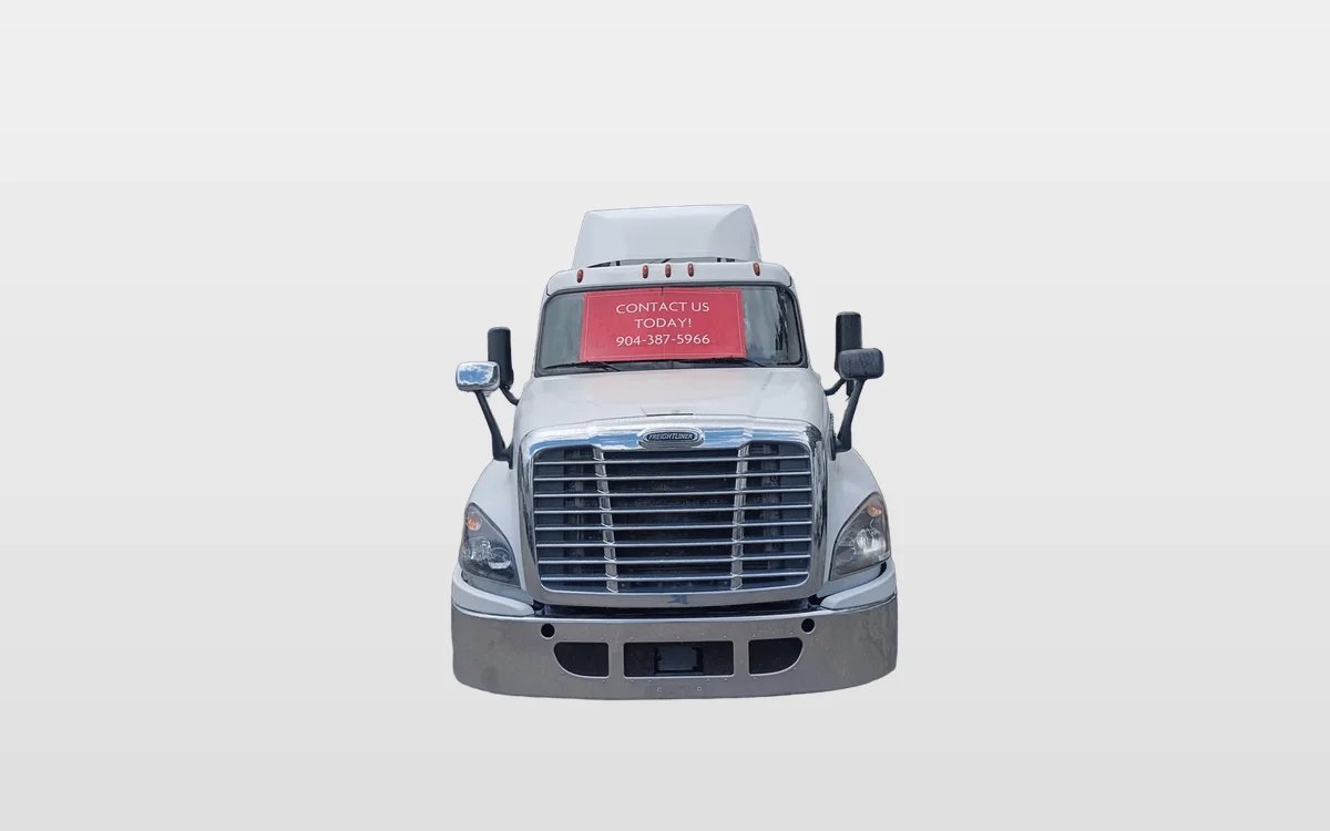2019 Freightliner - image 1