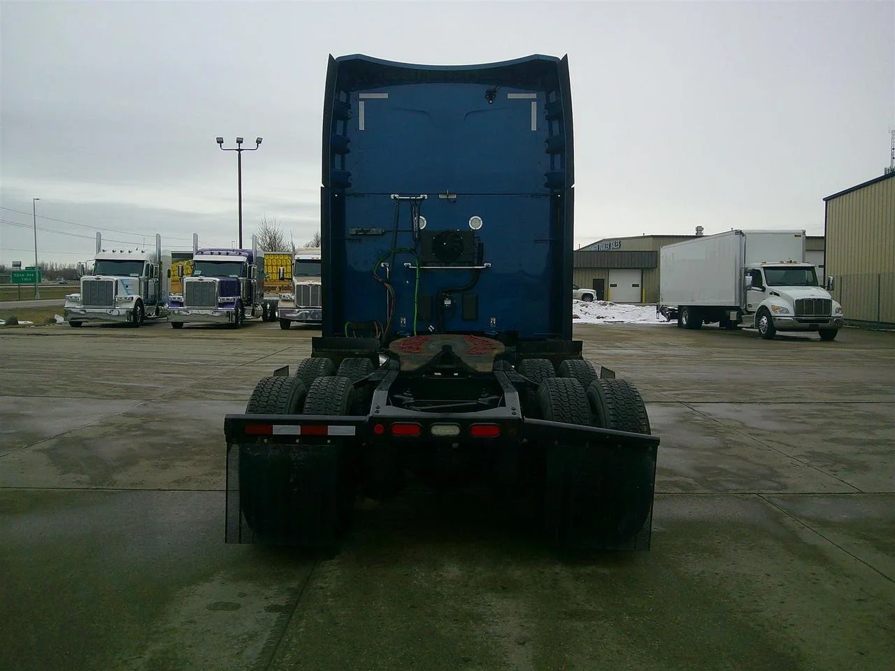 2021 Peterbilt 579 in Fargo, ND — photo 7