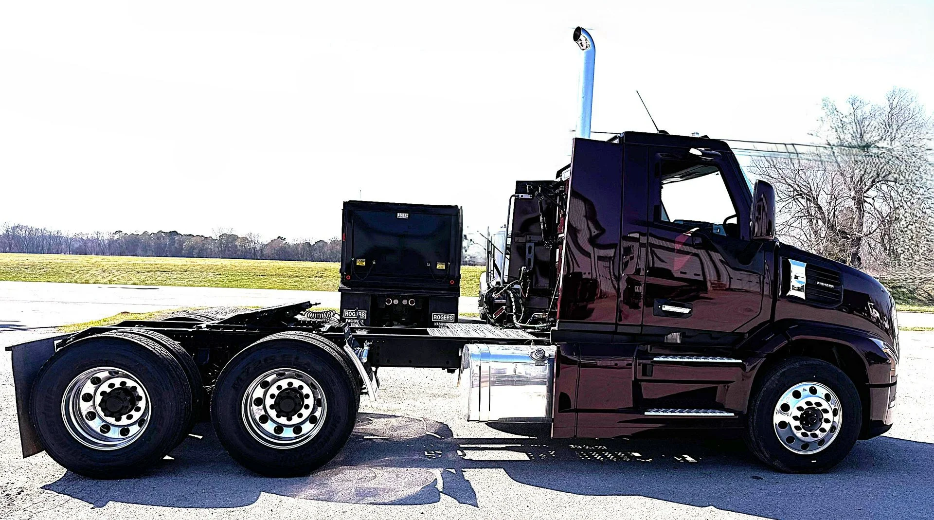 2026 Mack Pinnacle in La Vergne, TN — photo 12