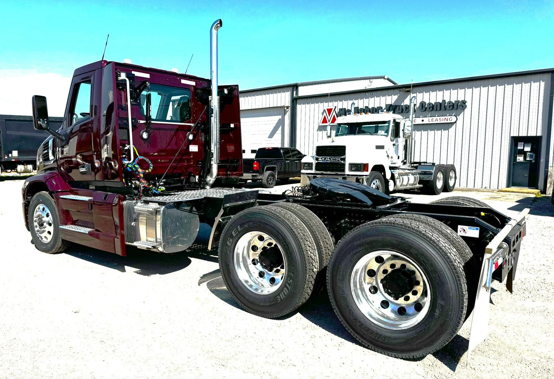 2026 Mack Pinnacle in La Vergne, TN — photo 6