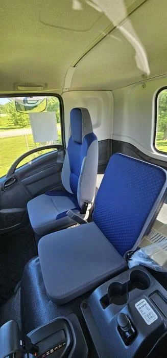 2025 Isuzu FTR in Olathe, KS — photo 18