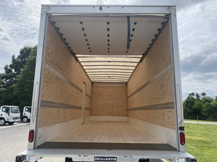 2025 Isuzu FTR in Olathe, KS — photo 3