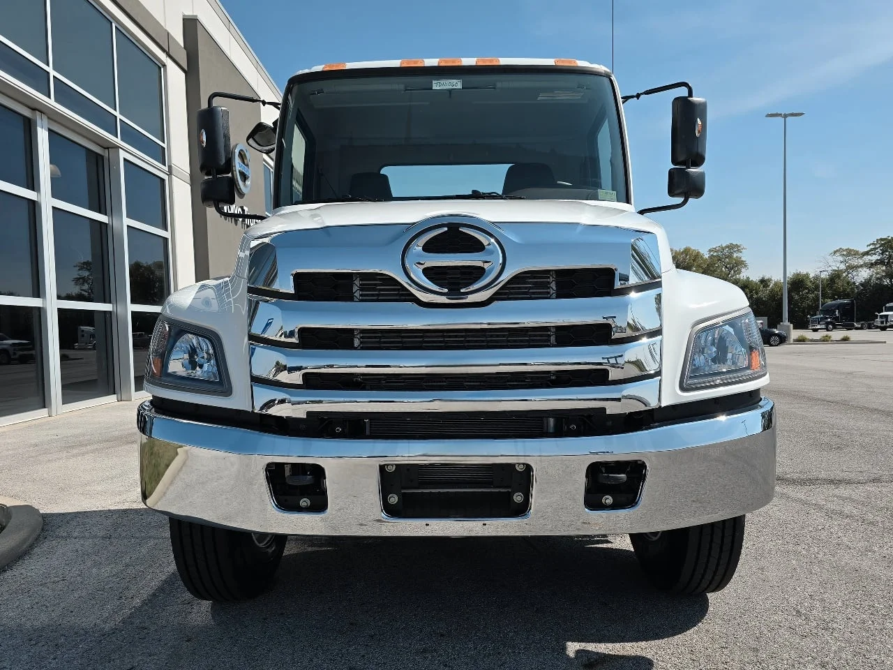 2025 Hino in Toledo, OH — photo 2