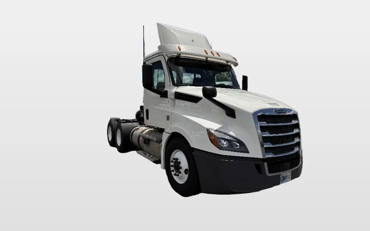 2018 Freightliner - image 1
