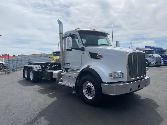2027 Peterbilt 567 in Sylmar, CA — photo 8
