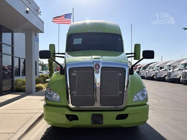 2022 Kenworth T680 in Salt Lake City, UT — photo 6