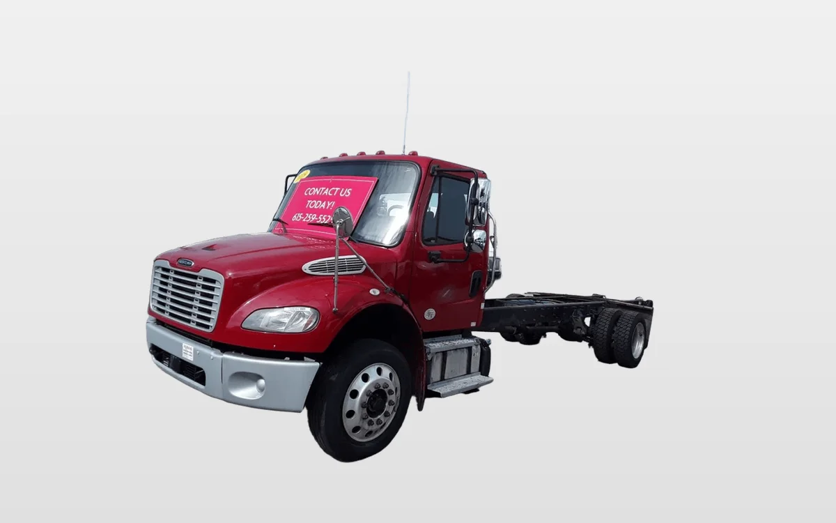 2019 Freightliner M2 106 - image 1