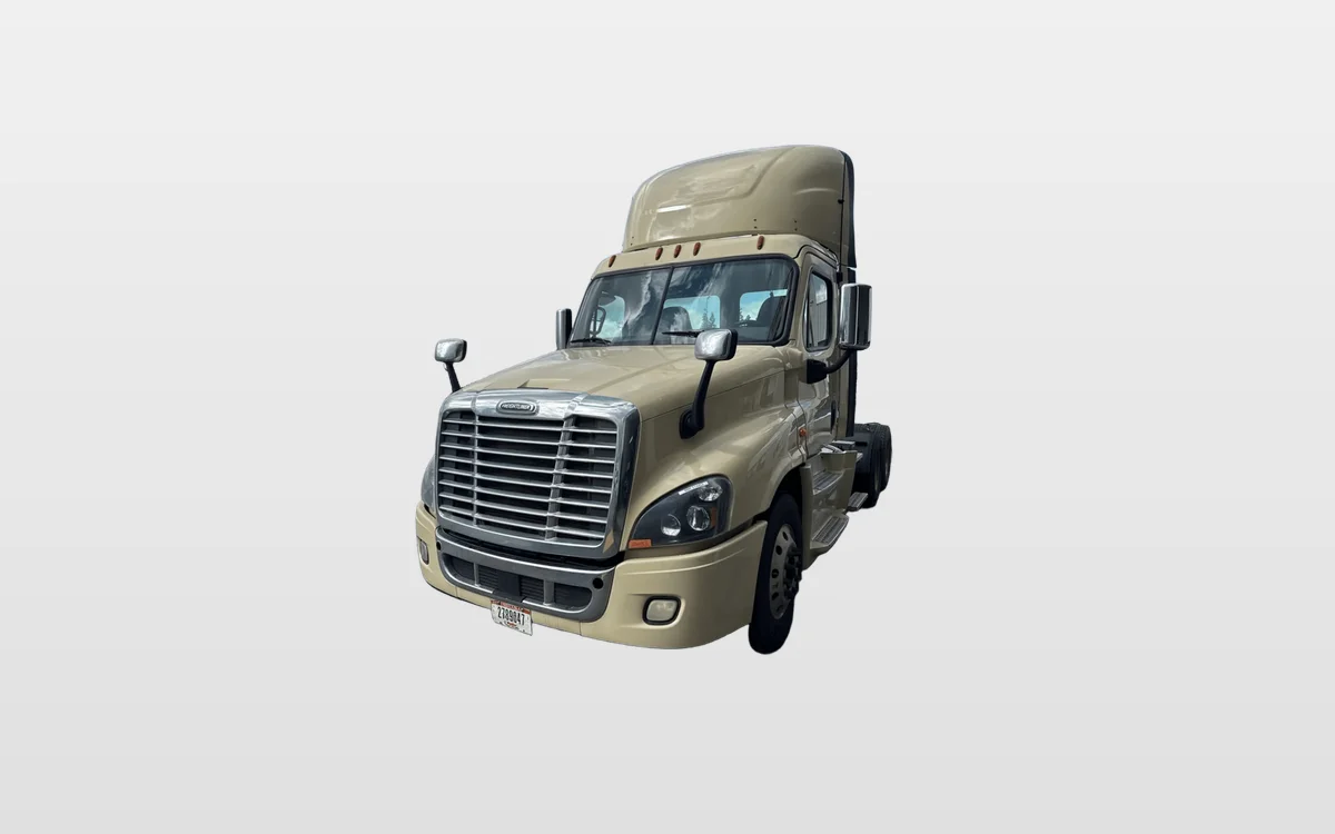 2019 Freightliner - image 1