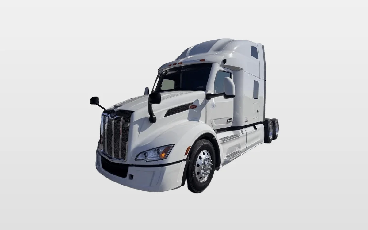 2023 Peterbilt 579 - image 1