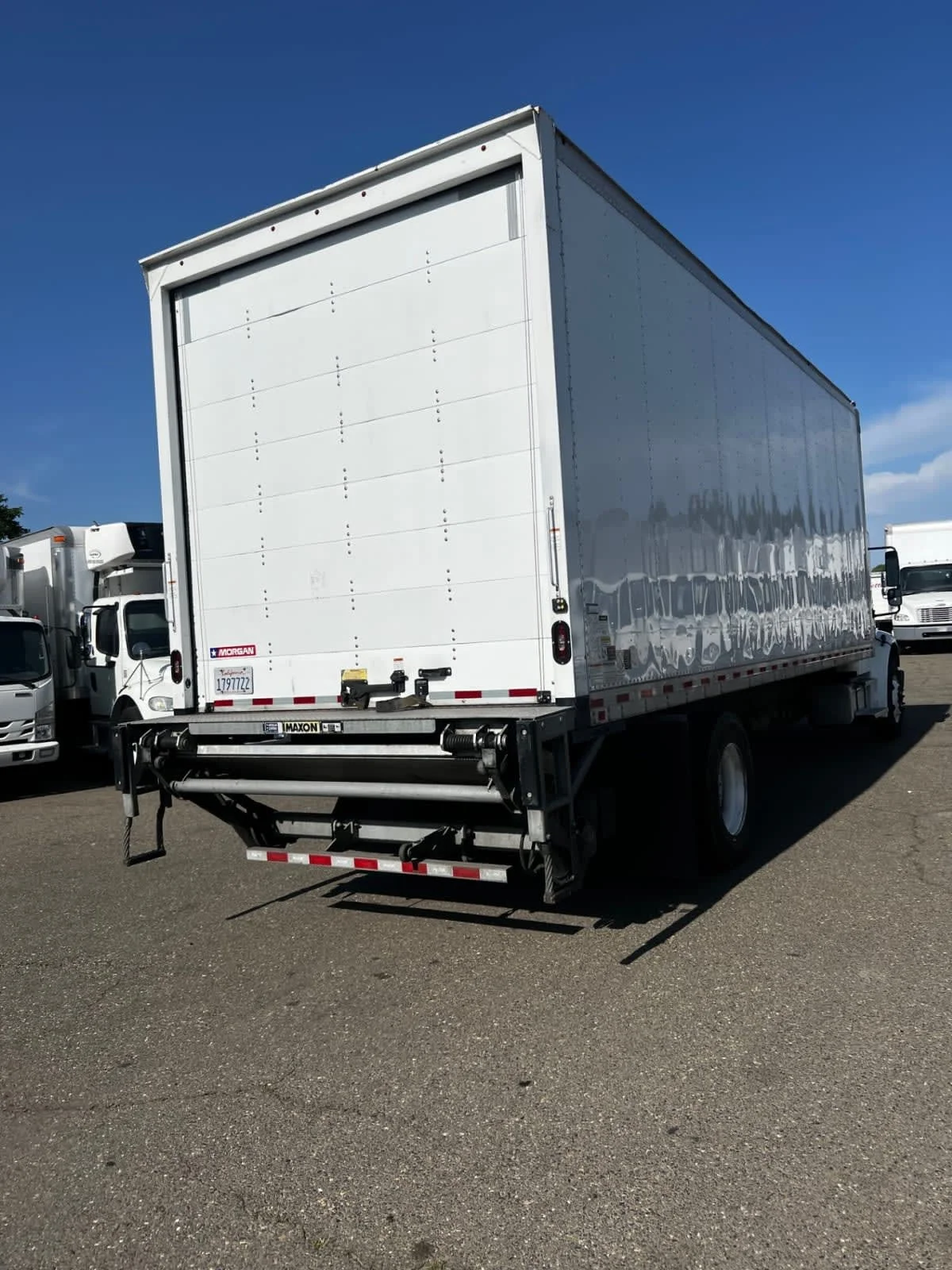 2021 Freightliner M2 106 - image 4