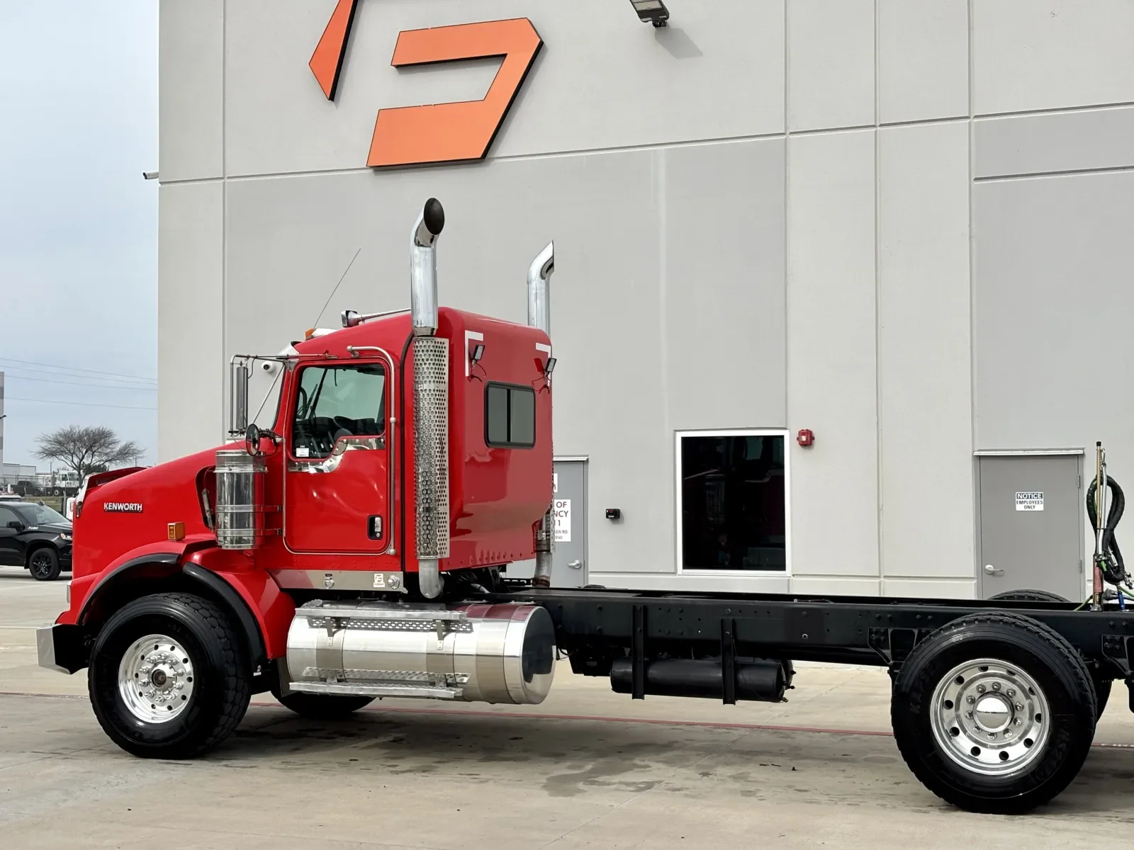 2020 Kenworth T800 - image 8