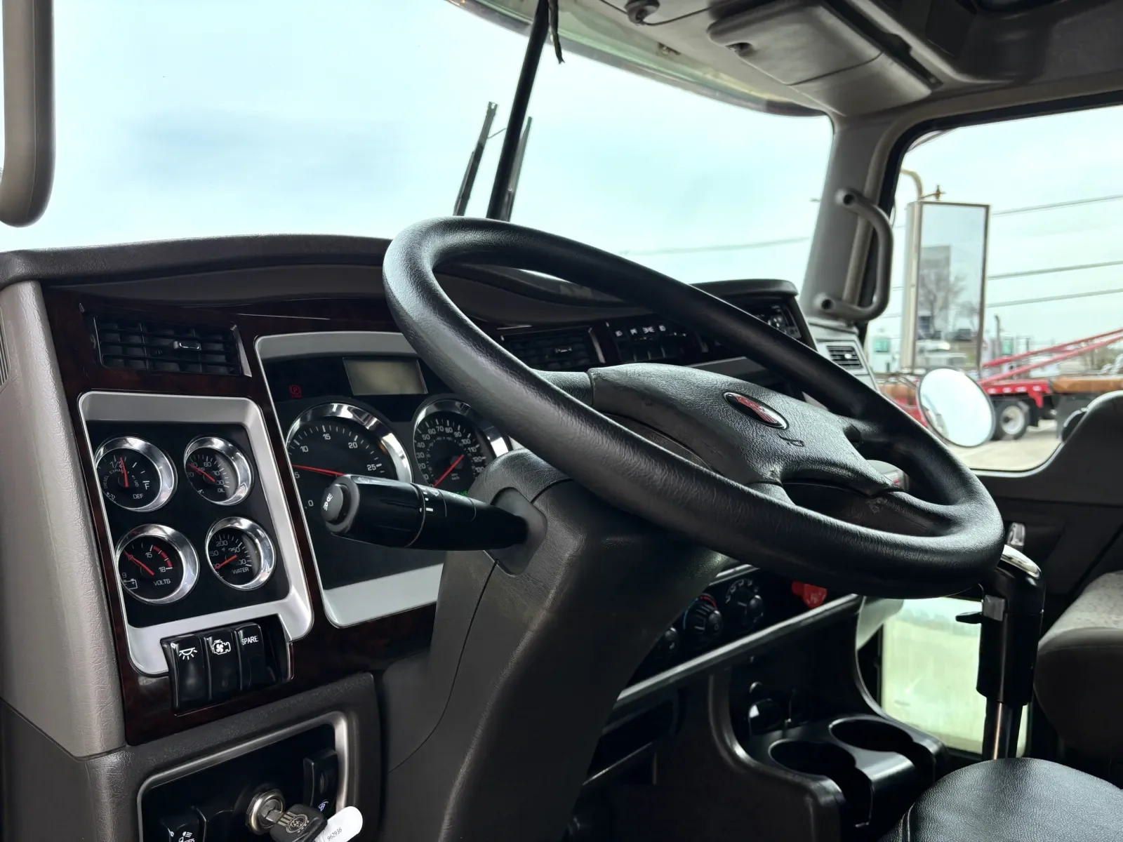 2020 Kenworth T800 in Hutchins, TX — photo 15