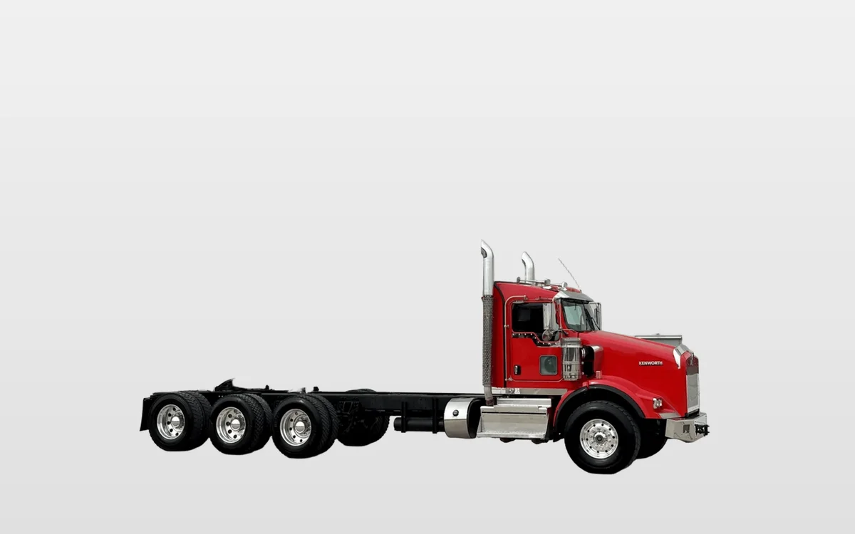 2020 Kenworth T800 - image 1