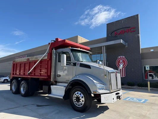 2016 Kenworth T880 in McDonough, GA