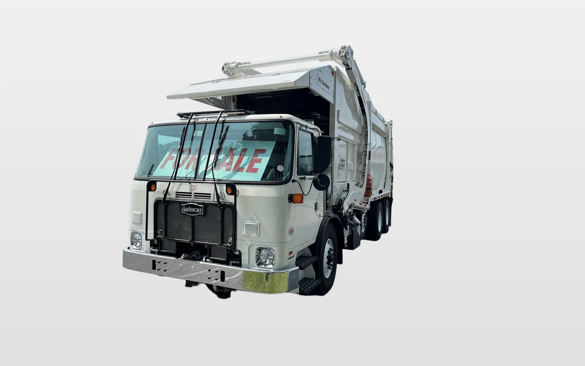 2024 Autocar - image 1