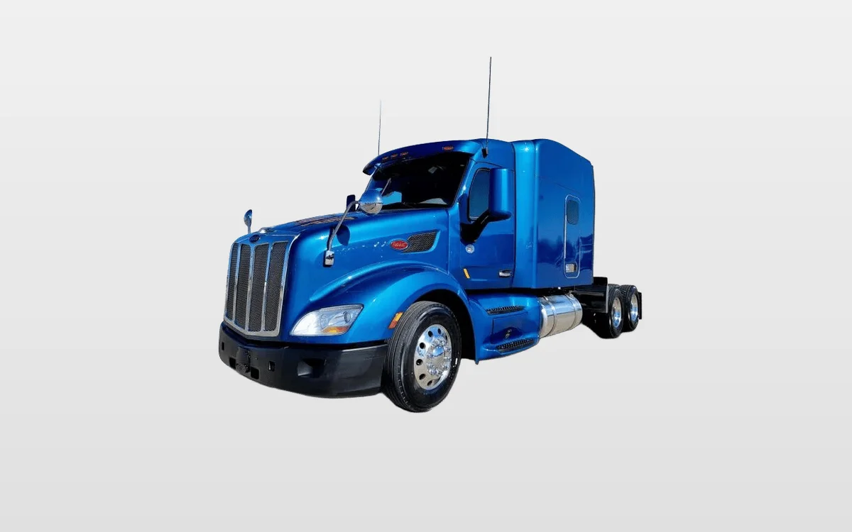 2022 Peterbilt 579 - image 1