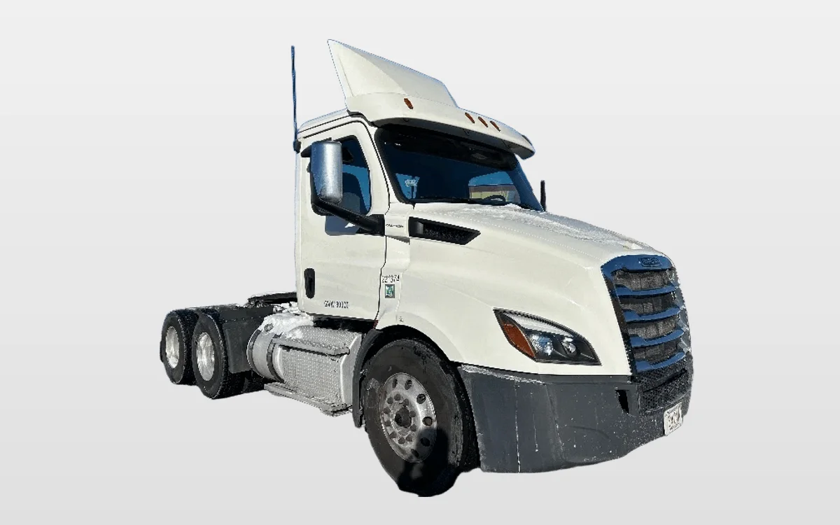 2019 Freightliner - image 1
