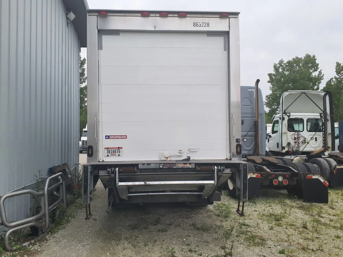 2019 Freightliner M2 106 in Indianapolis, IN — photo 5