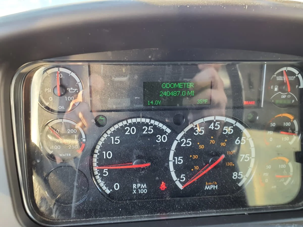 2020 Freightliner M2 106 - image 10