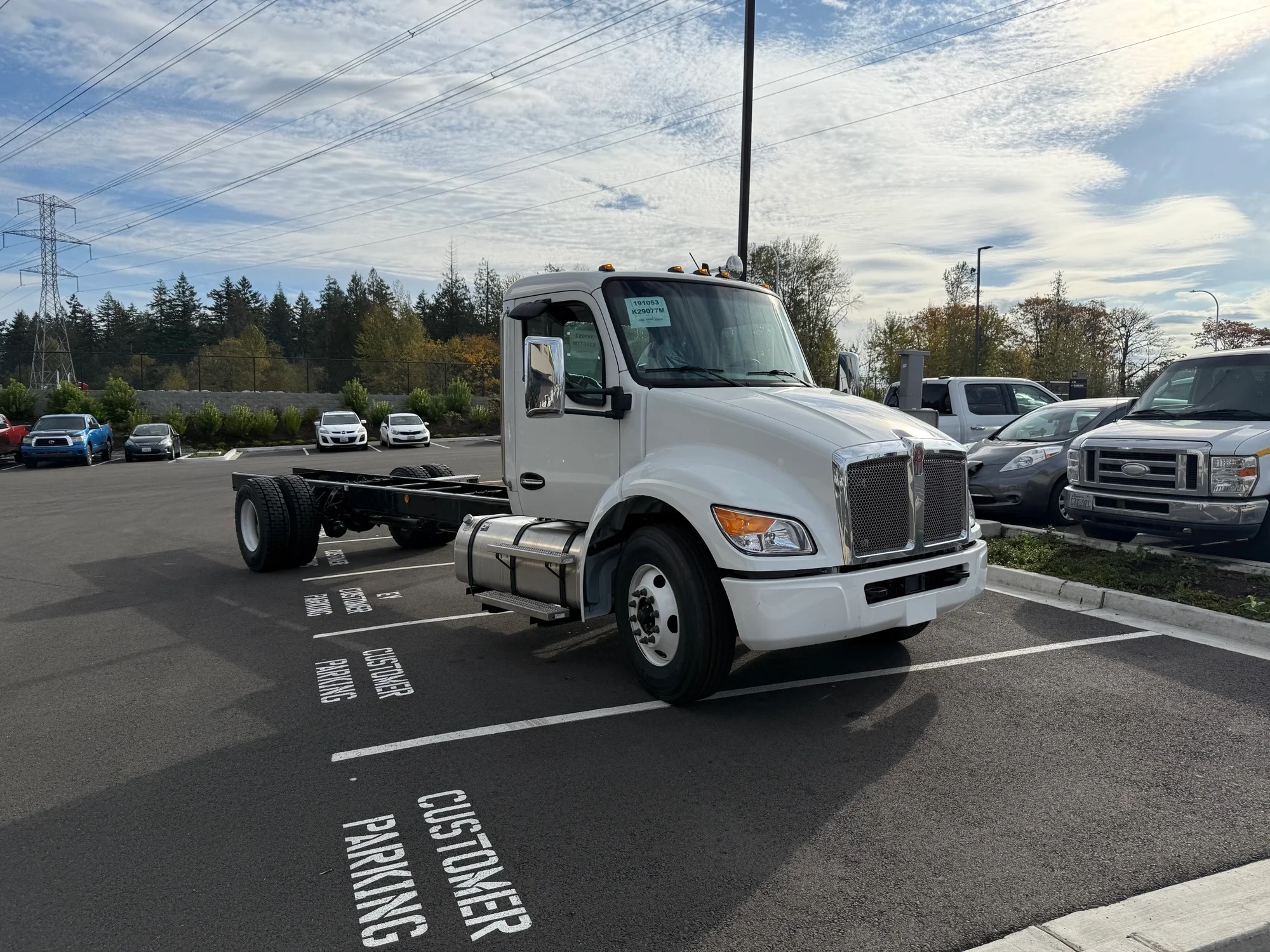 2025 Kenworth T280
