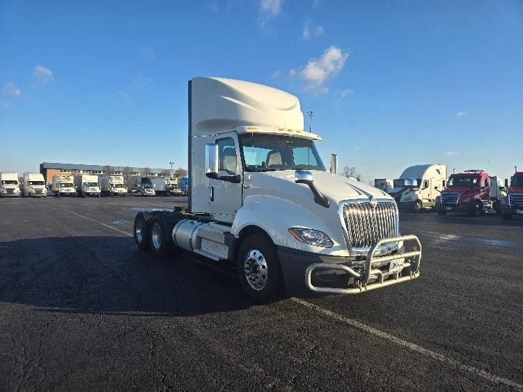 2020 International LT in Duncansville, PA