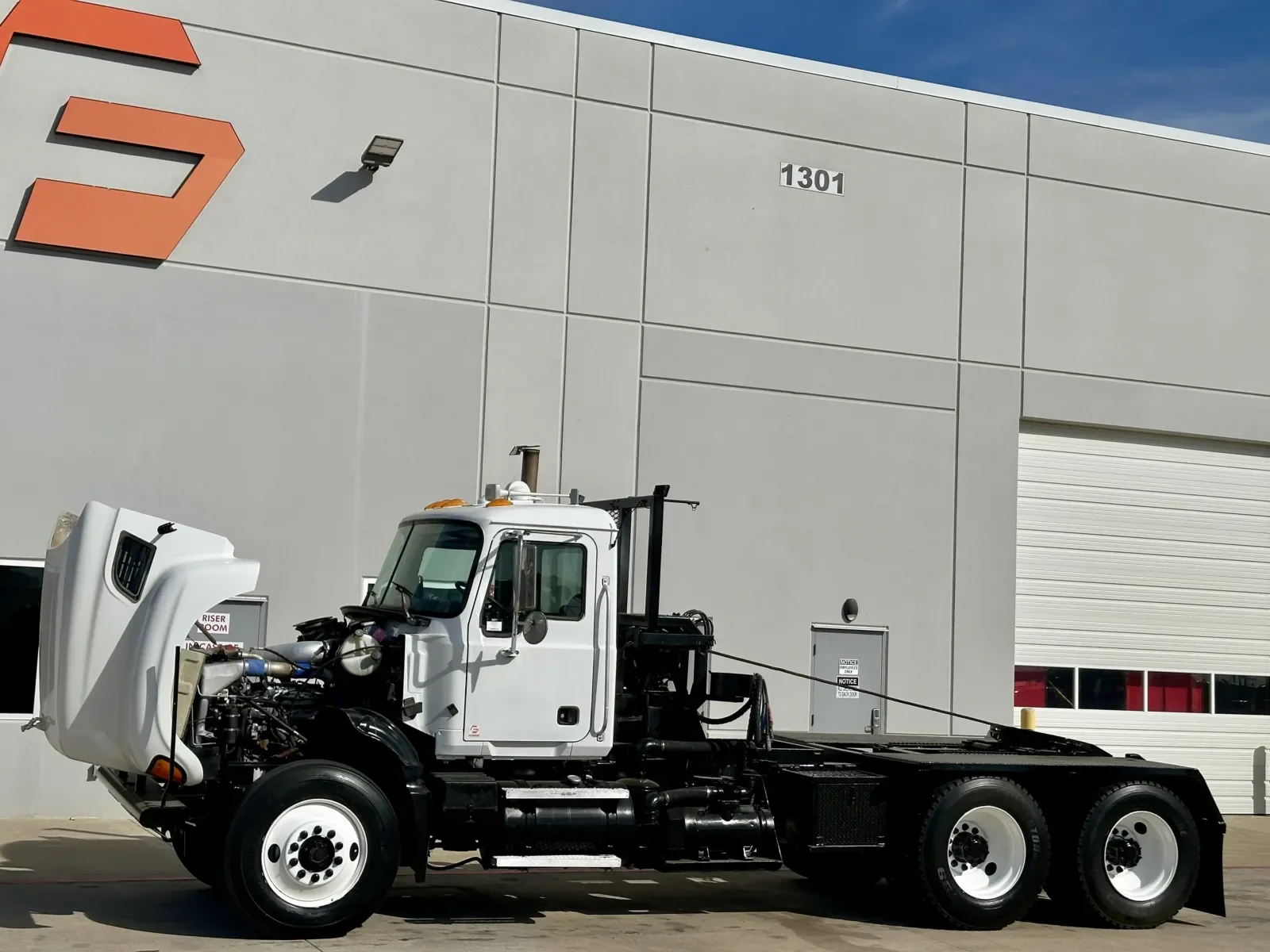2006 Mack Granite in Hutchins, TX — photo 10