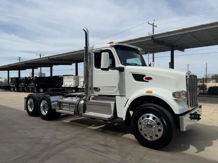 2027 Peterbilt 567 in San Antonio, TX — photo 9