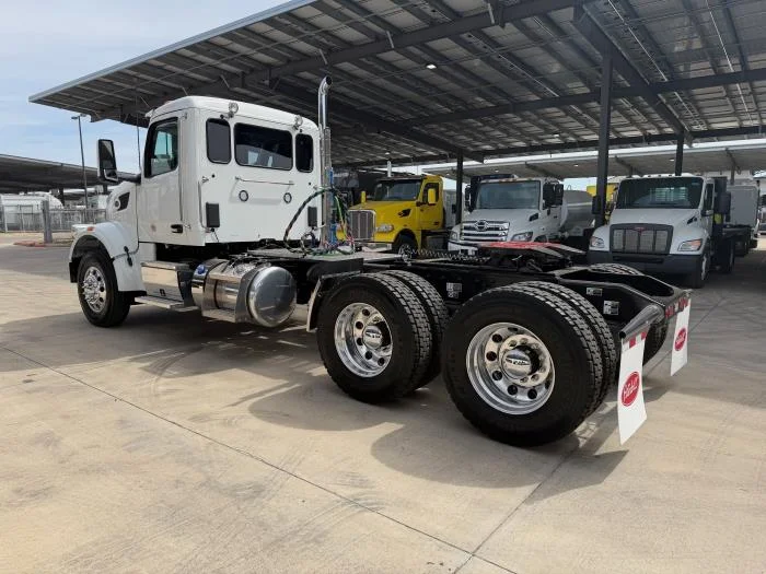 2027 Peterbilt 567 in San Antonio, TX — photo 5