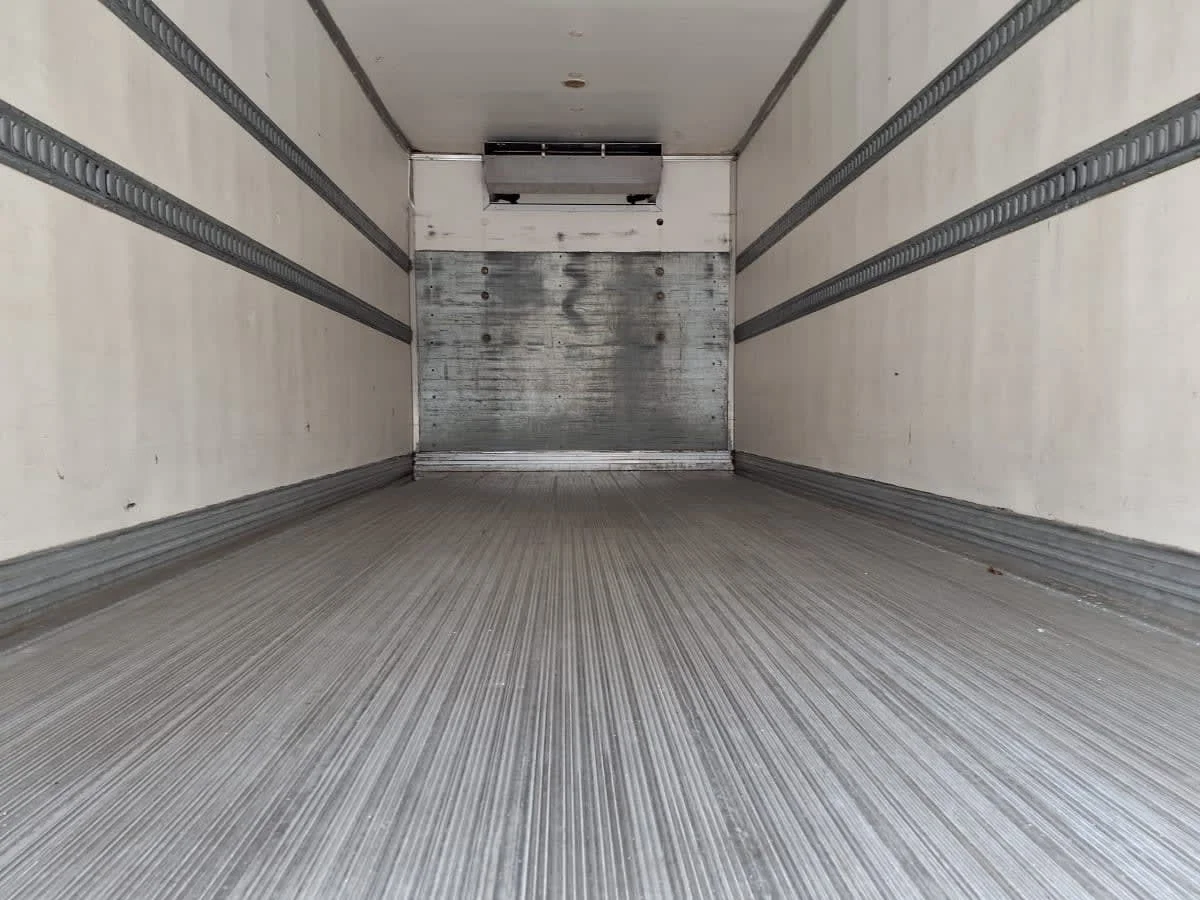 2020 Freightliner M2 106 in Davie, FL — photo 9