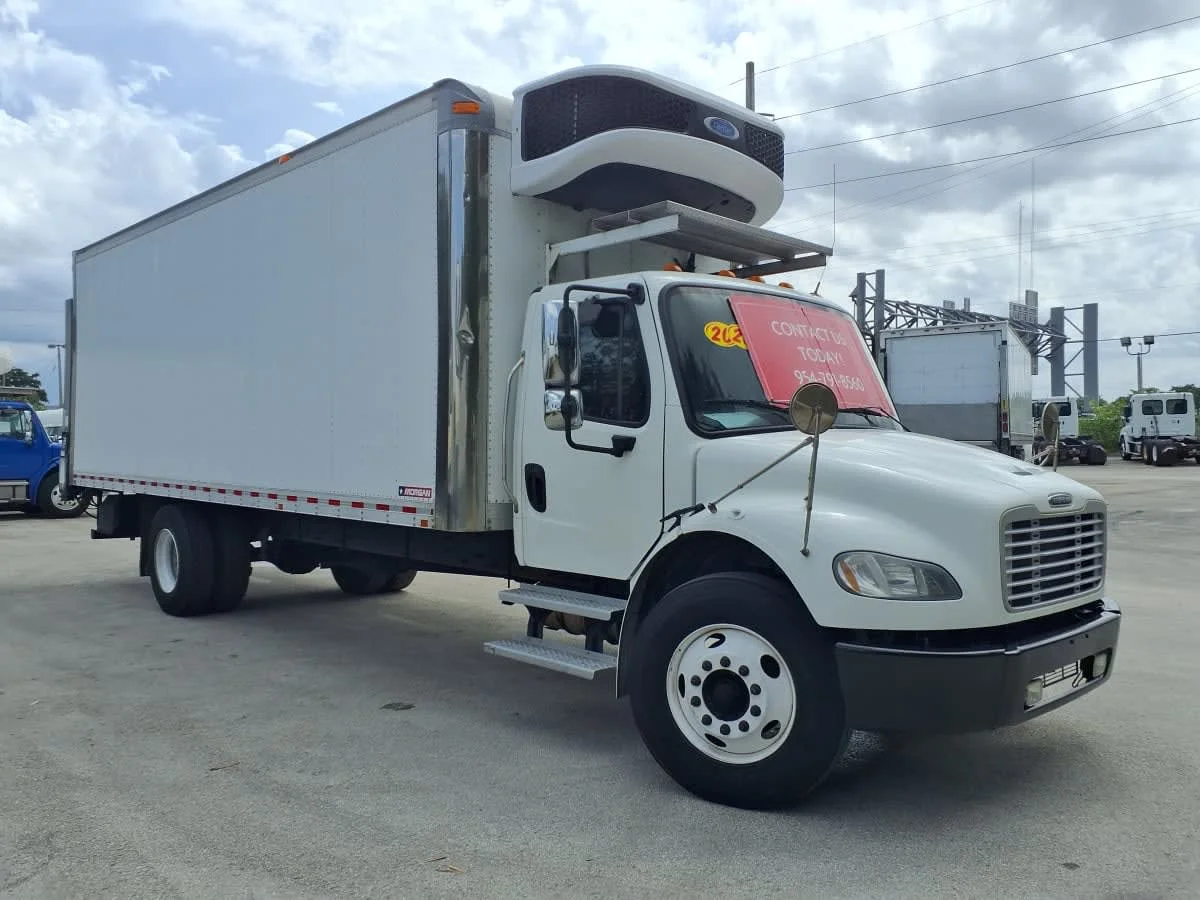 2020 Freightliner M2 106 in Davie, FL — photo 3